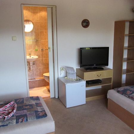 Pension U Vlasku Karlovy Vary Room photo